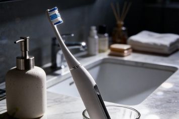 How Hormonal Changes Affect Your Gum Health